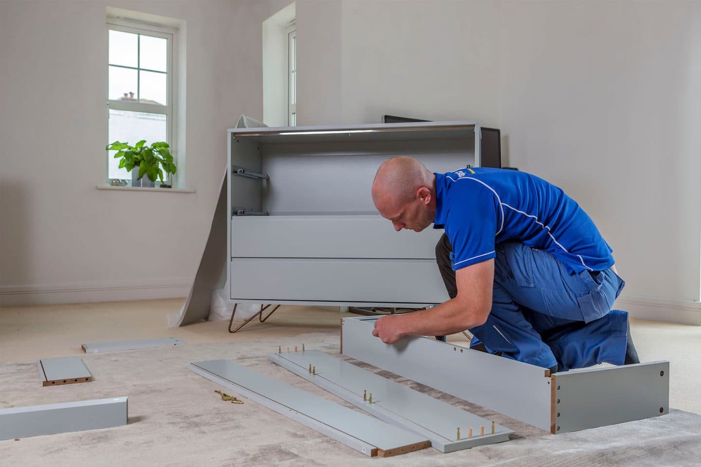 Furniture assembly